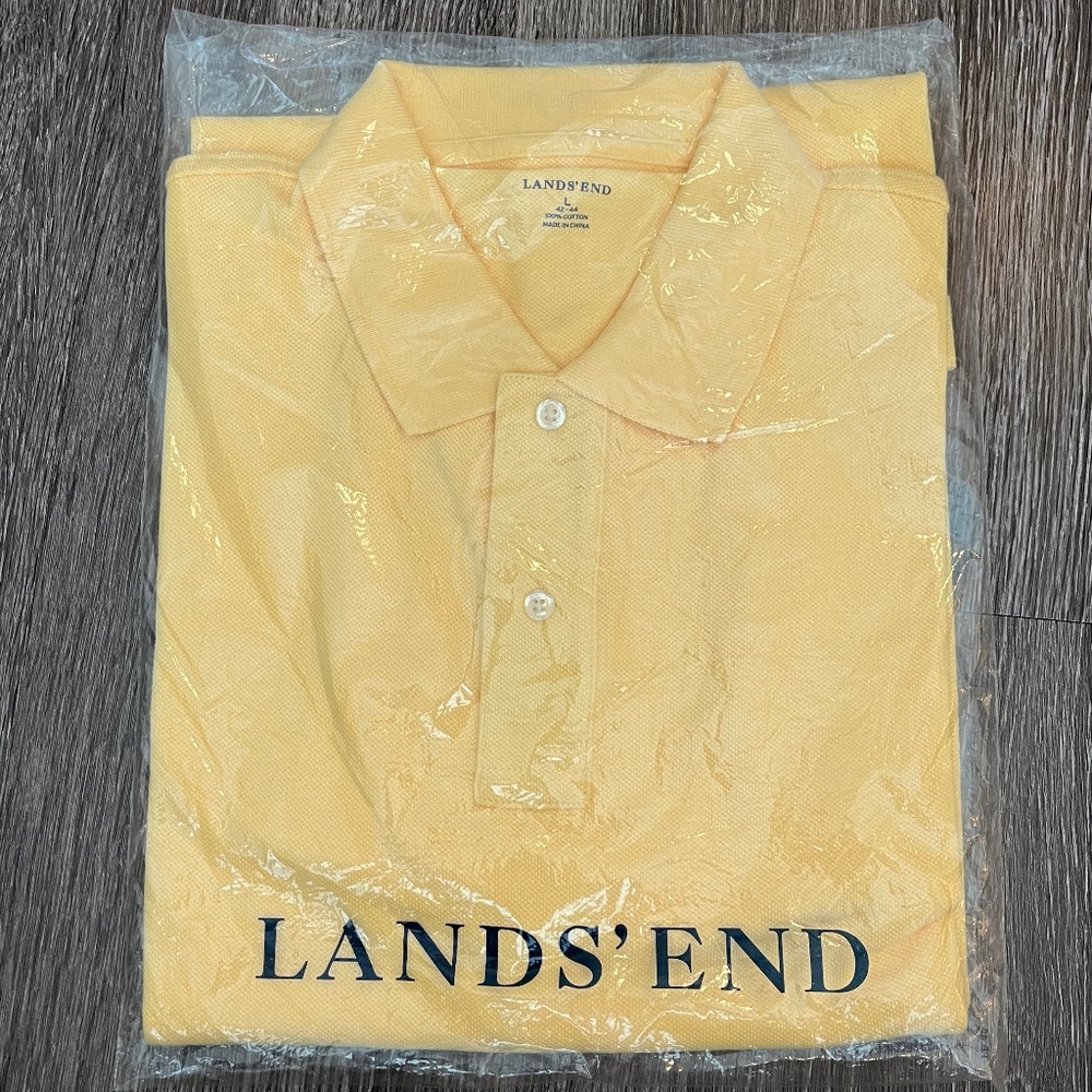 NWT Land's End Large (42-44) Yellow Short Sleeve Polo